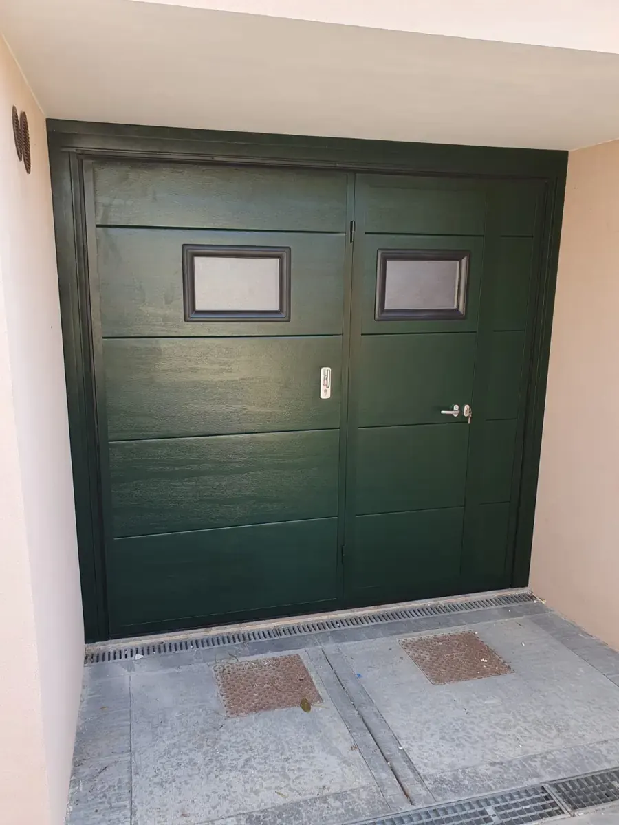 Portoni sezionali e basculanti Internorm a La Spezia – portoni sezionali e basculanti